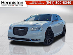 2017 Chrysler 300 C Platinum